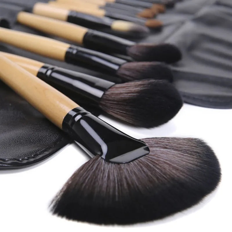 Gift Bag Of  24 pcs Professional Makeup Brush Sets