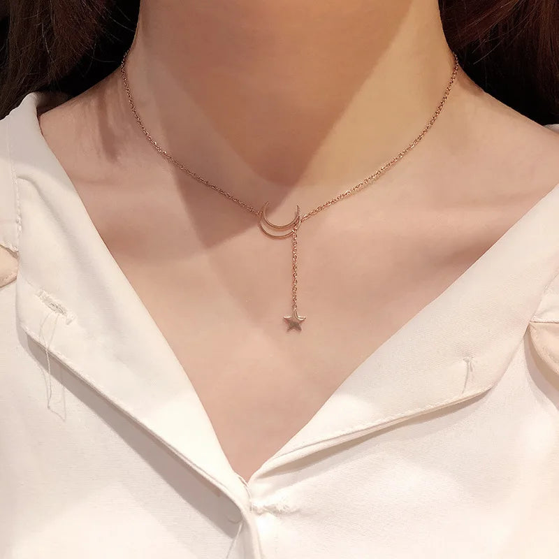 New Simple Moon Star Pendant Choker Necklace